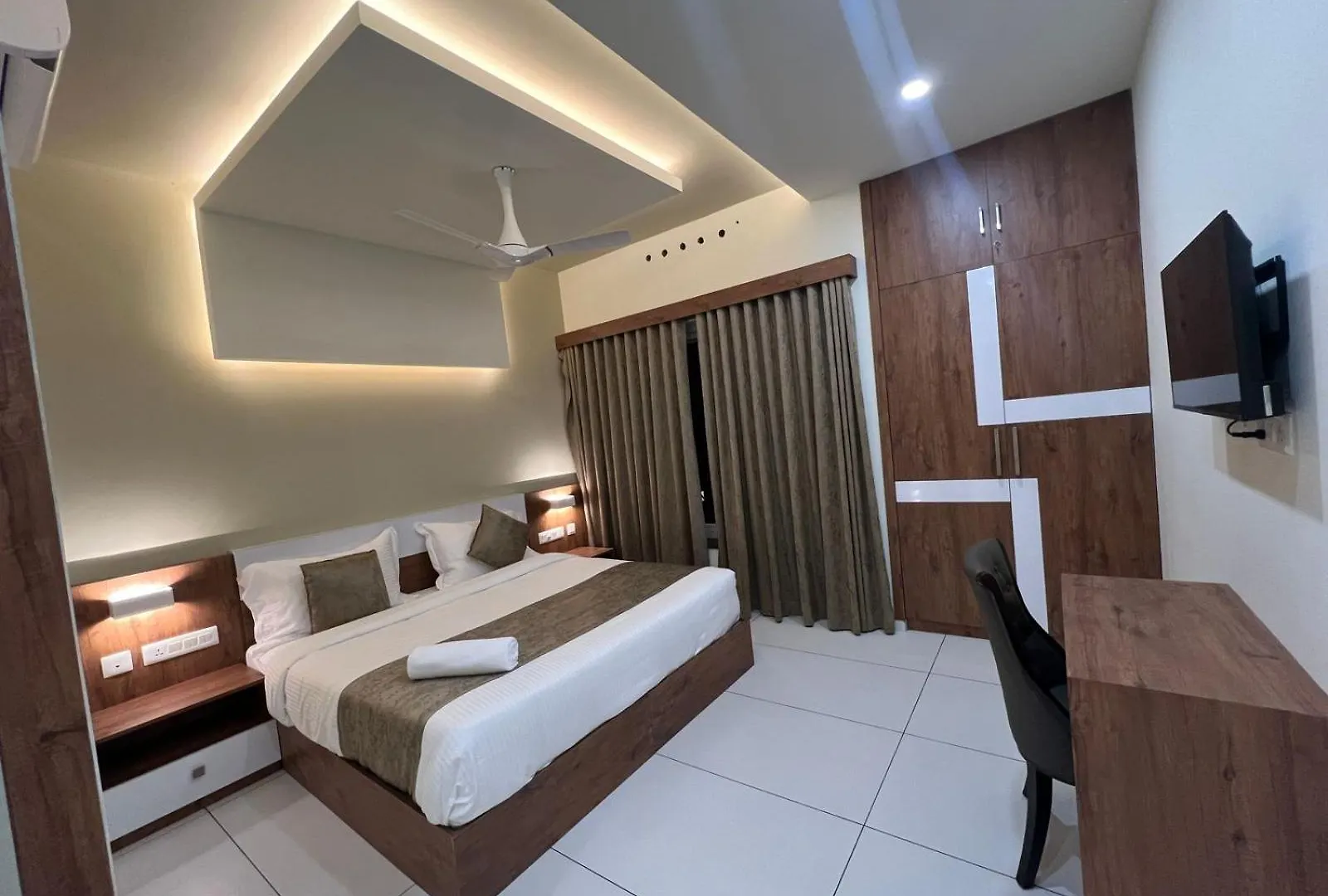 Vila Moonlite Vista Lake View Cottage Munnar Anachal